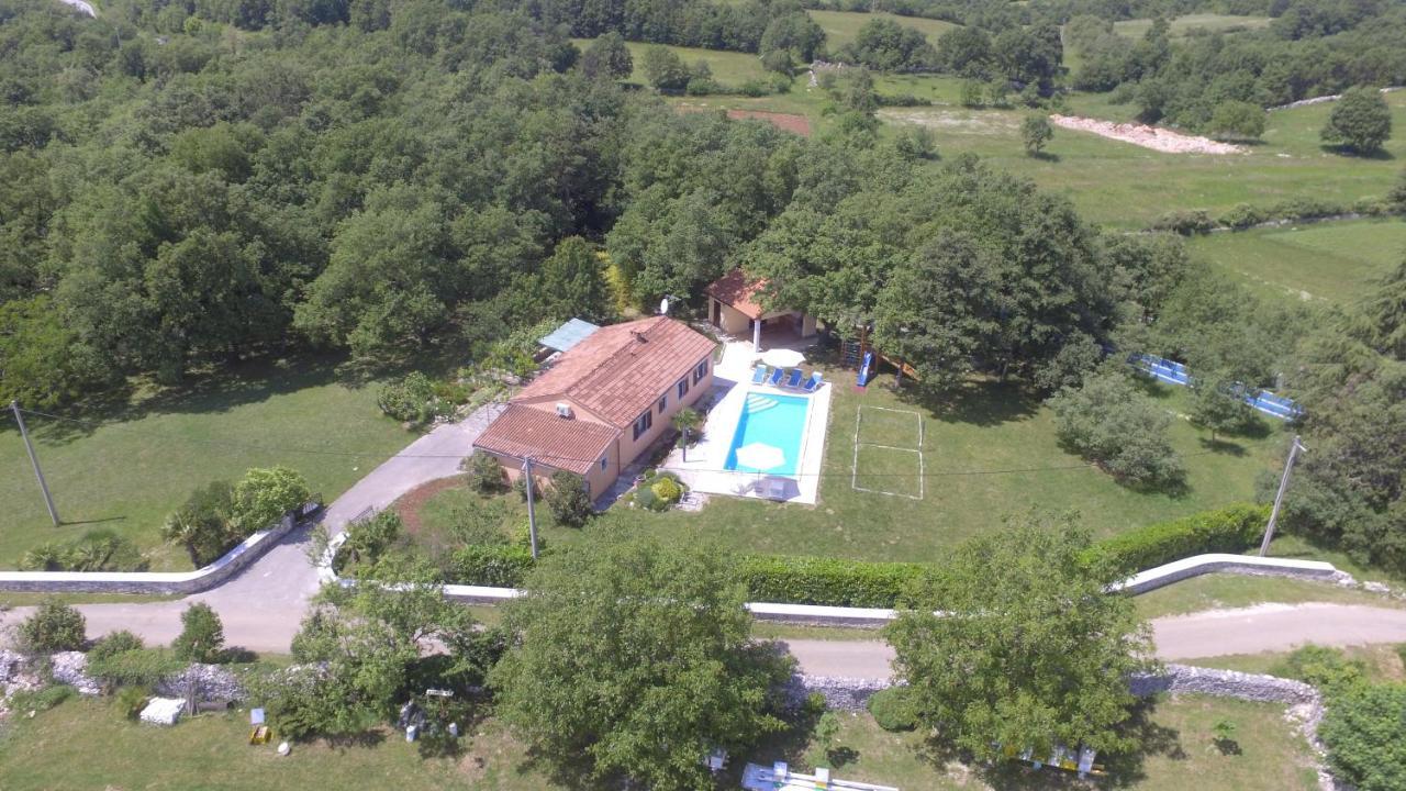 Tinjan Villa Fragola - Holiday House With Large Garden מראה חיצוני תמונה