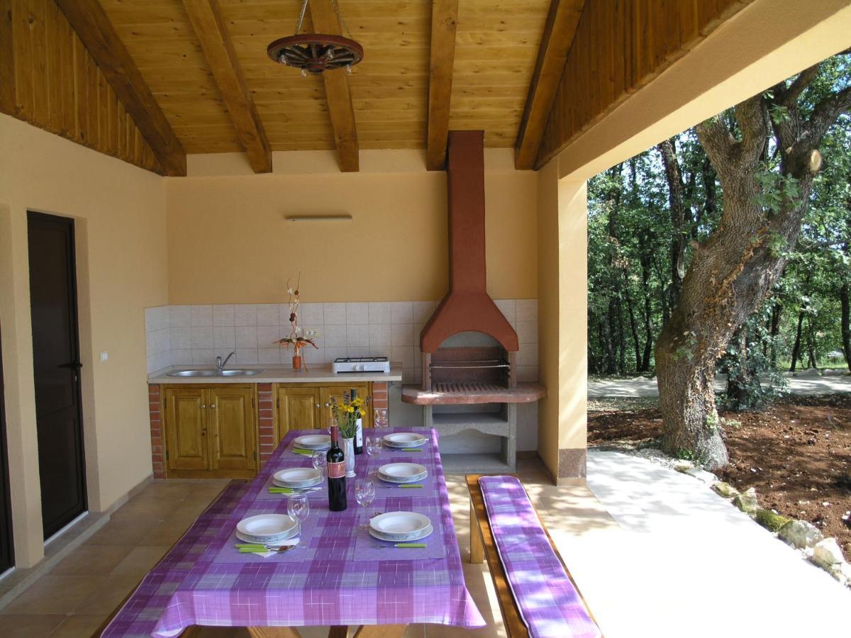 Tinjan Villa Fragola - Holiday House With Large Garden מראה חיצוני תמונה